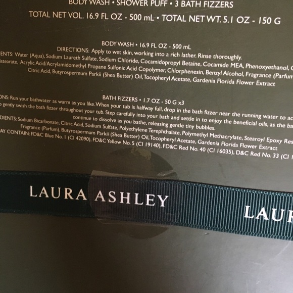 Laura Ashley bath set - Picture 3 of 3